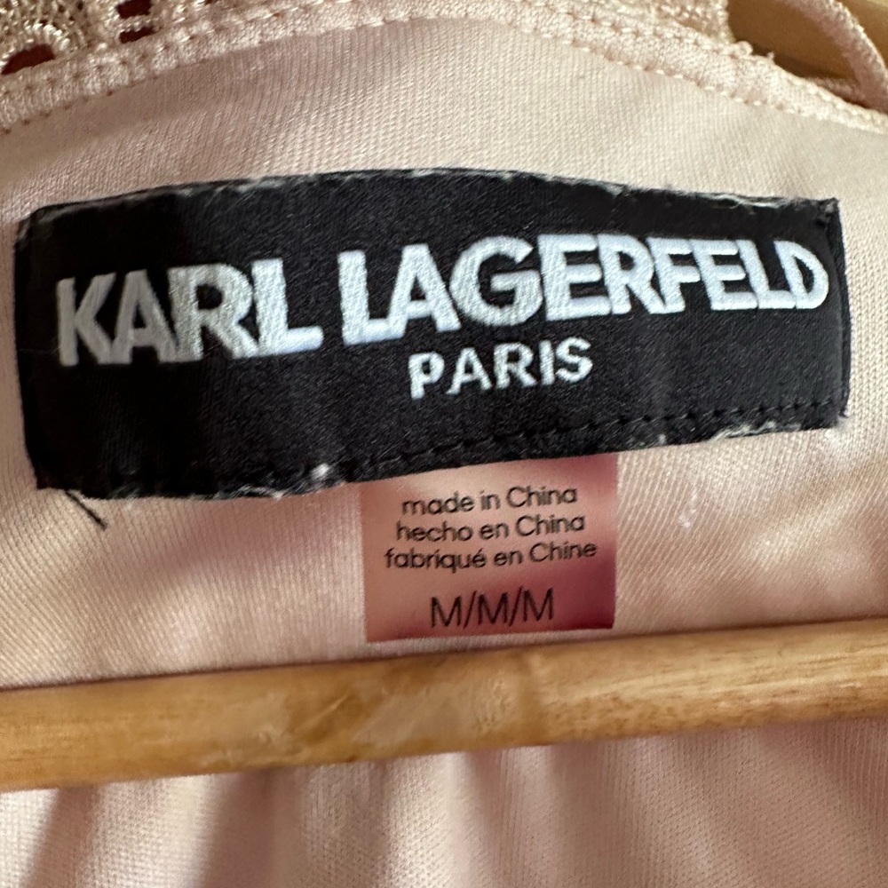 Karl Lagerfeld Paris Light Pink Lace Eyelet Designer Tank Top Size Medium EUC - Picture 9 of 10